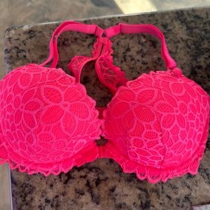 Victoria’s Secret PINK bra size 34DD